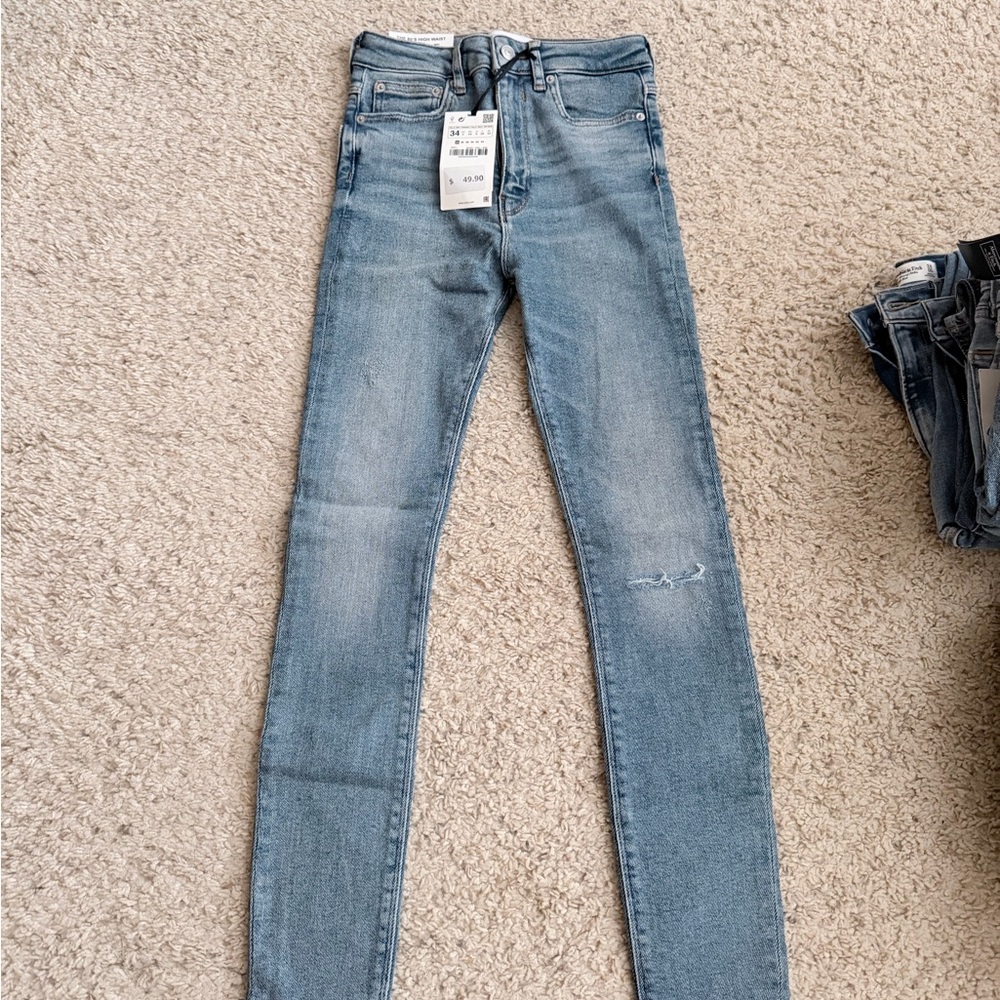 Zara Light Blue Skinny Jeans